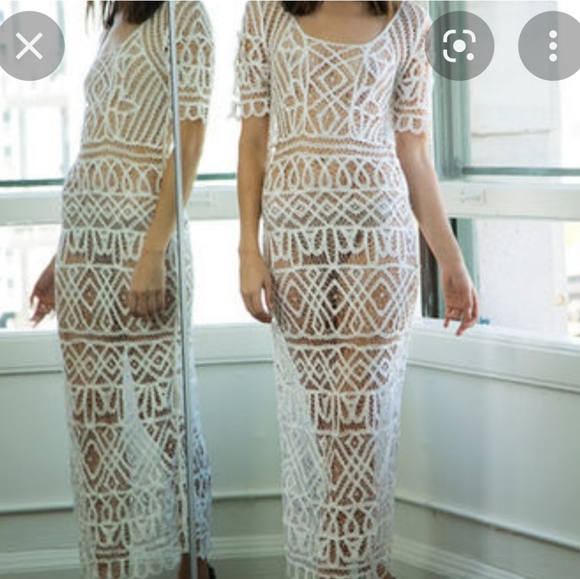 Stone Cold Fox, white lace dress with nude slip. Size 2. (Tag says 1. Fits a 2). - Picture 2 of 12